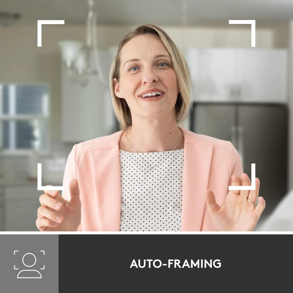 Logitech Brio 500 Full HD Webcam with Auto Light Correction -Graphite Logitech Brio 500 Full HD Webcam with Auto Light Correction -Graphite
