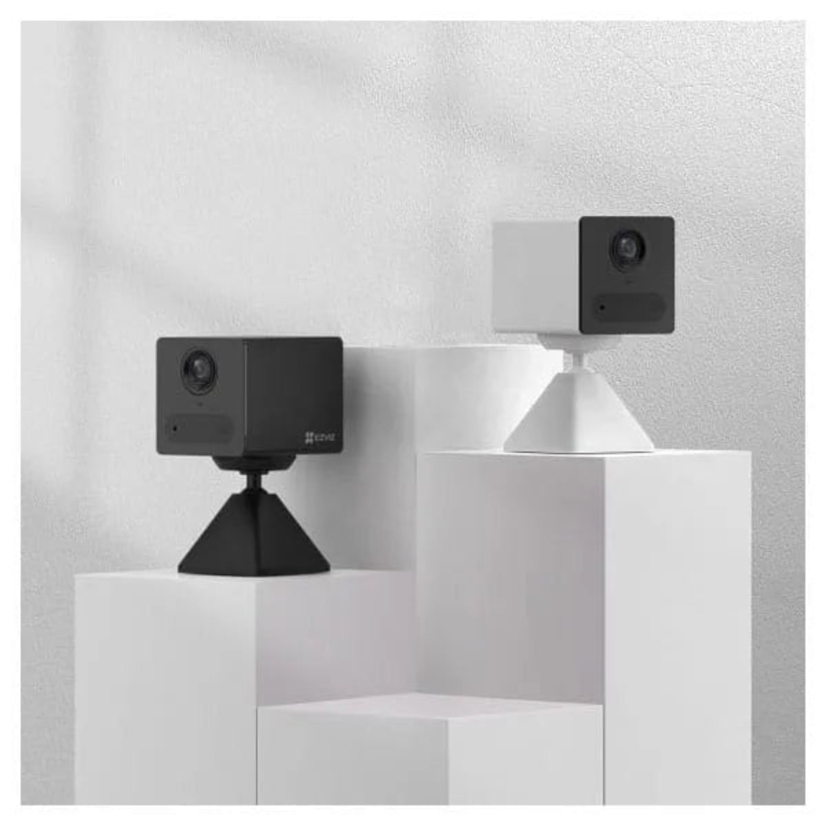 EZVIZ CB2 4G 2K Power Partner Camera Bundle (3MP) CB2 Kit EZVIZ CB2 4G 2K Power Partner Camera Bundle (3MP) CB2 Kit